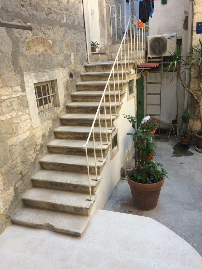 Studio Apartman Ana Σπλιτ Εξωτερικό φωτογραφία